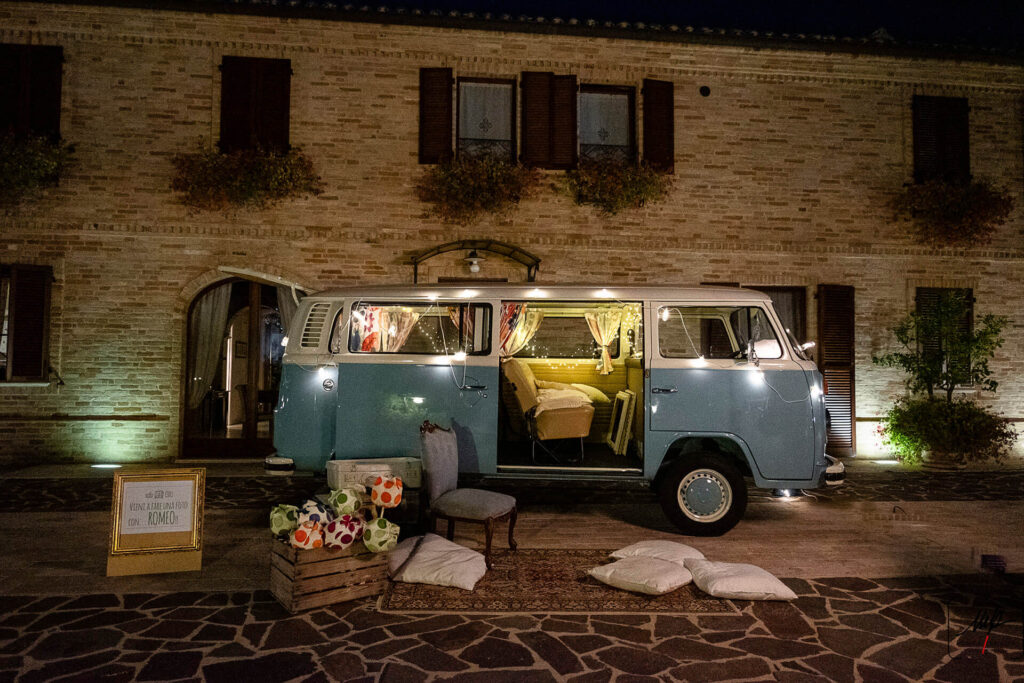 romeo-pulmino_vintage-vw-eventi-noleggio-photo_booth