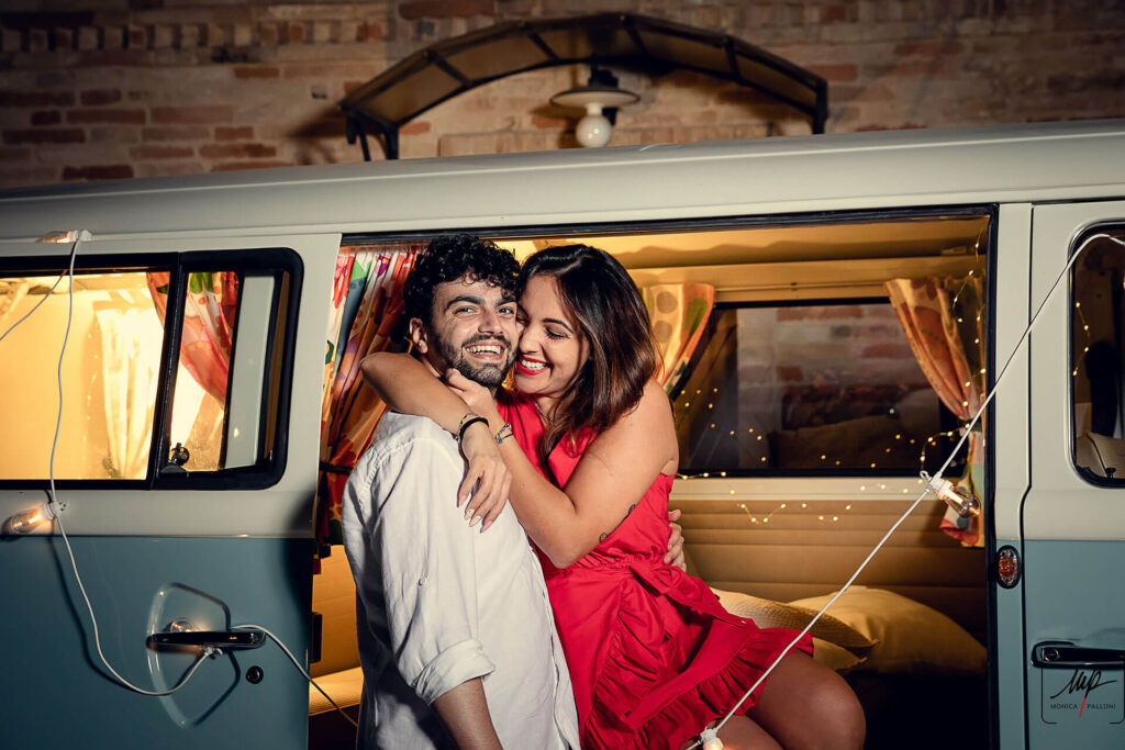 eventi-fotografici-pic_nic_gourmet-pulmino_vintage-romeo-monica_palloni_fotografa-civitanova-3